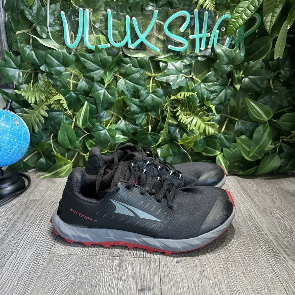 Altra Superior 5 minimalist trail running shoes